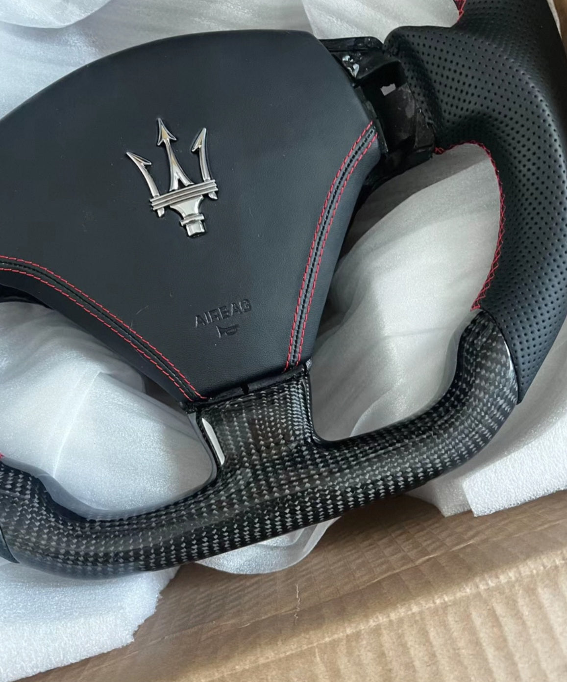 Handcrafted custom steering wheel exclusively for Maserati GranTurismo Convertible.