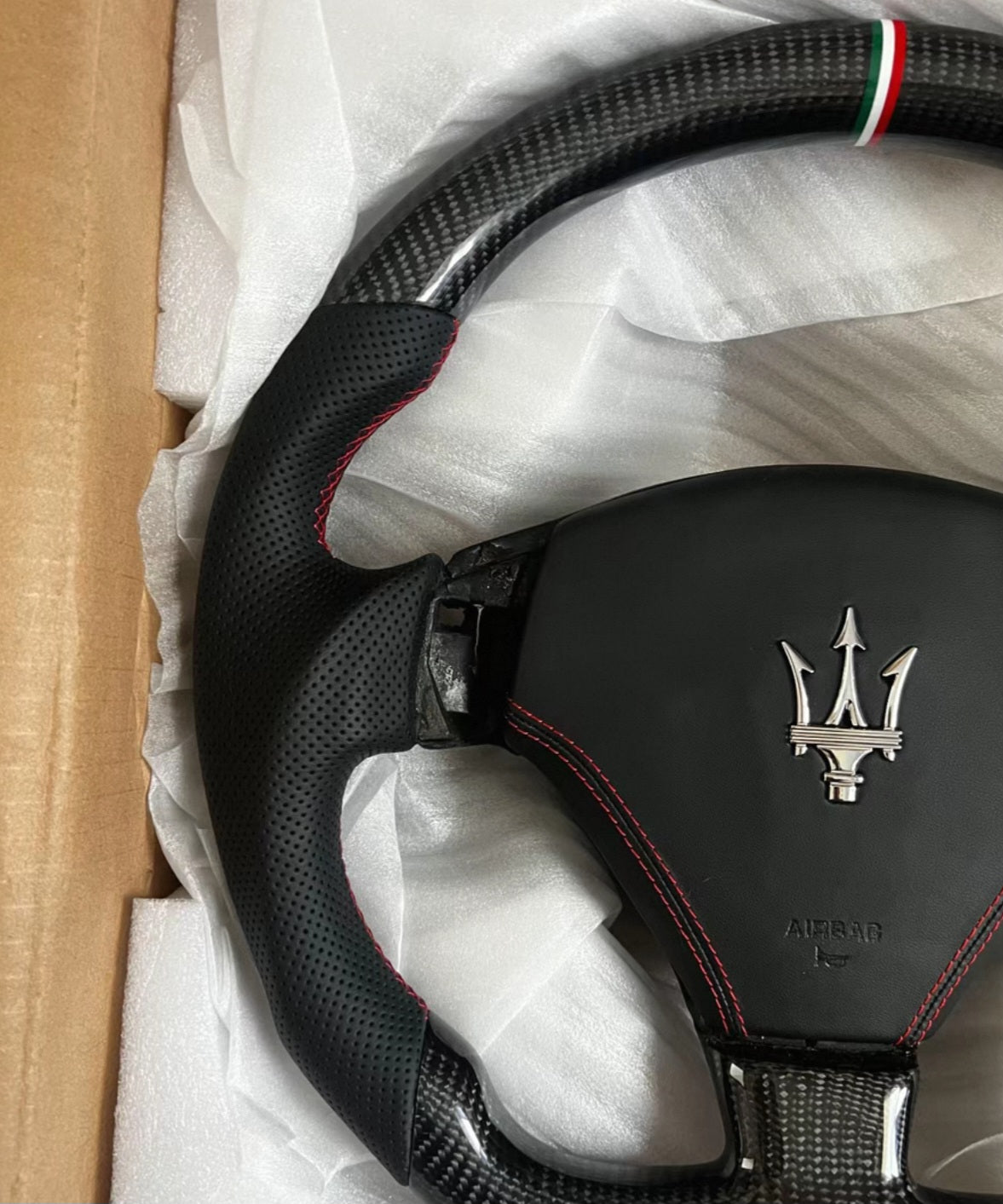 Handcrafted custom steering wheel exclusively for Maserati GranTurismo Convertible.
